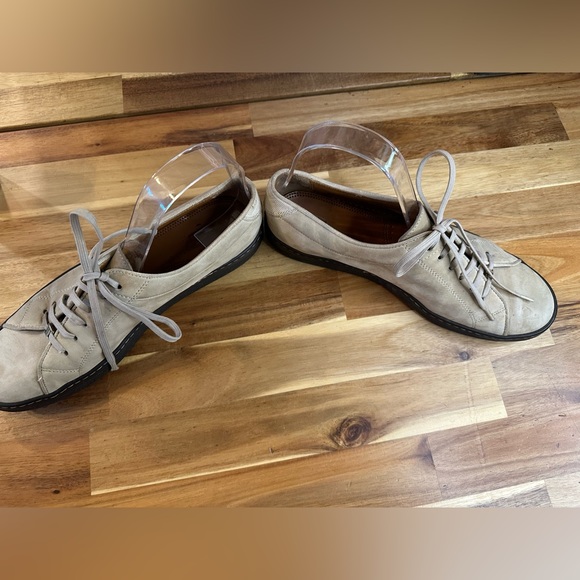 Salvatore Ferragamo Sport Italy Women’s Sneaker Size 7 1/2 - Picture 13 of 16